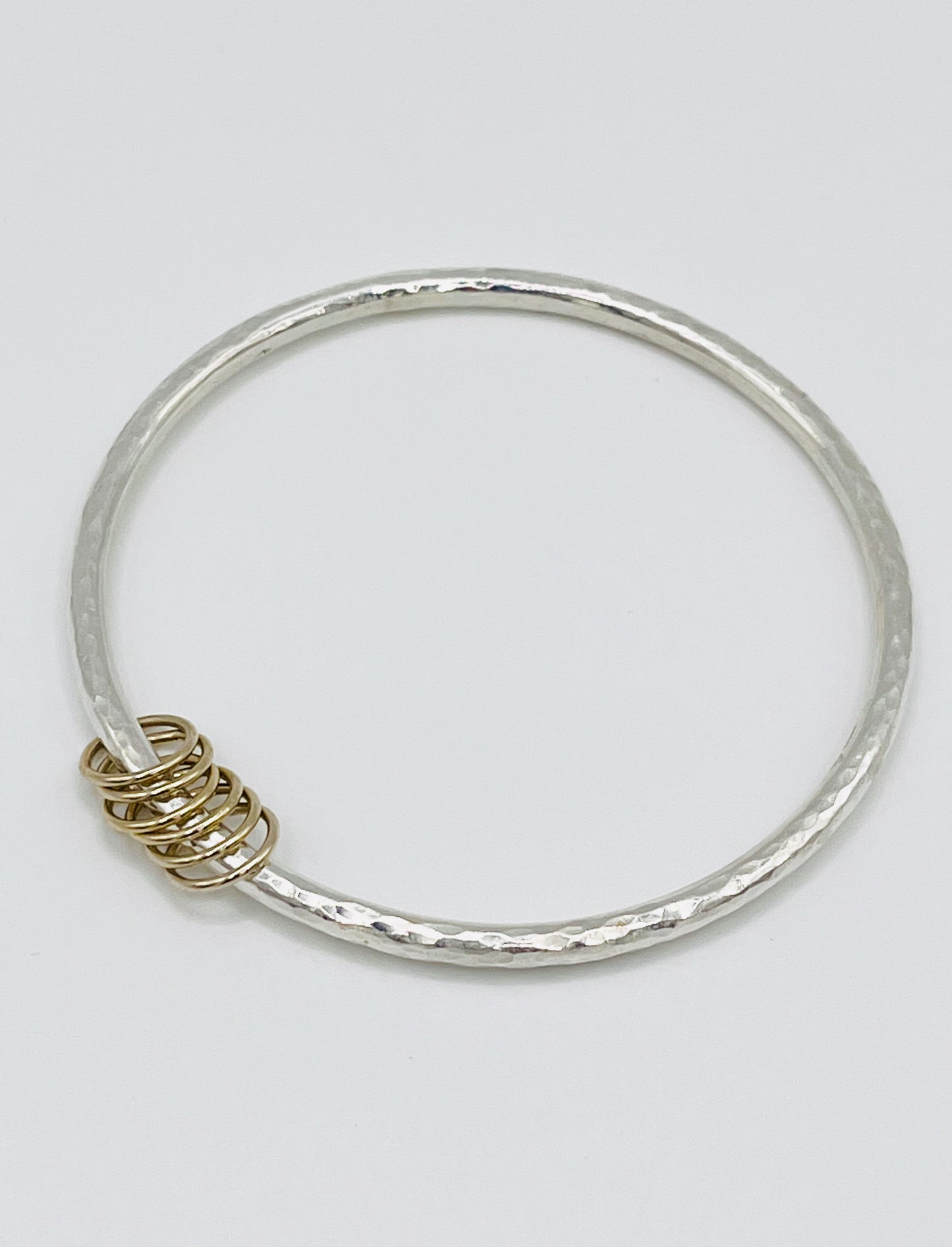 Gold rings Bangle.