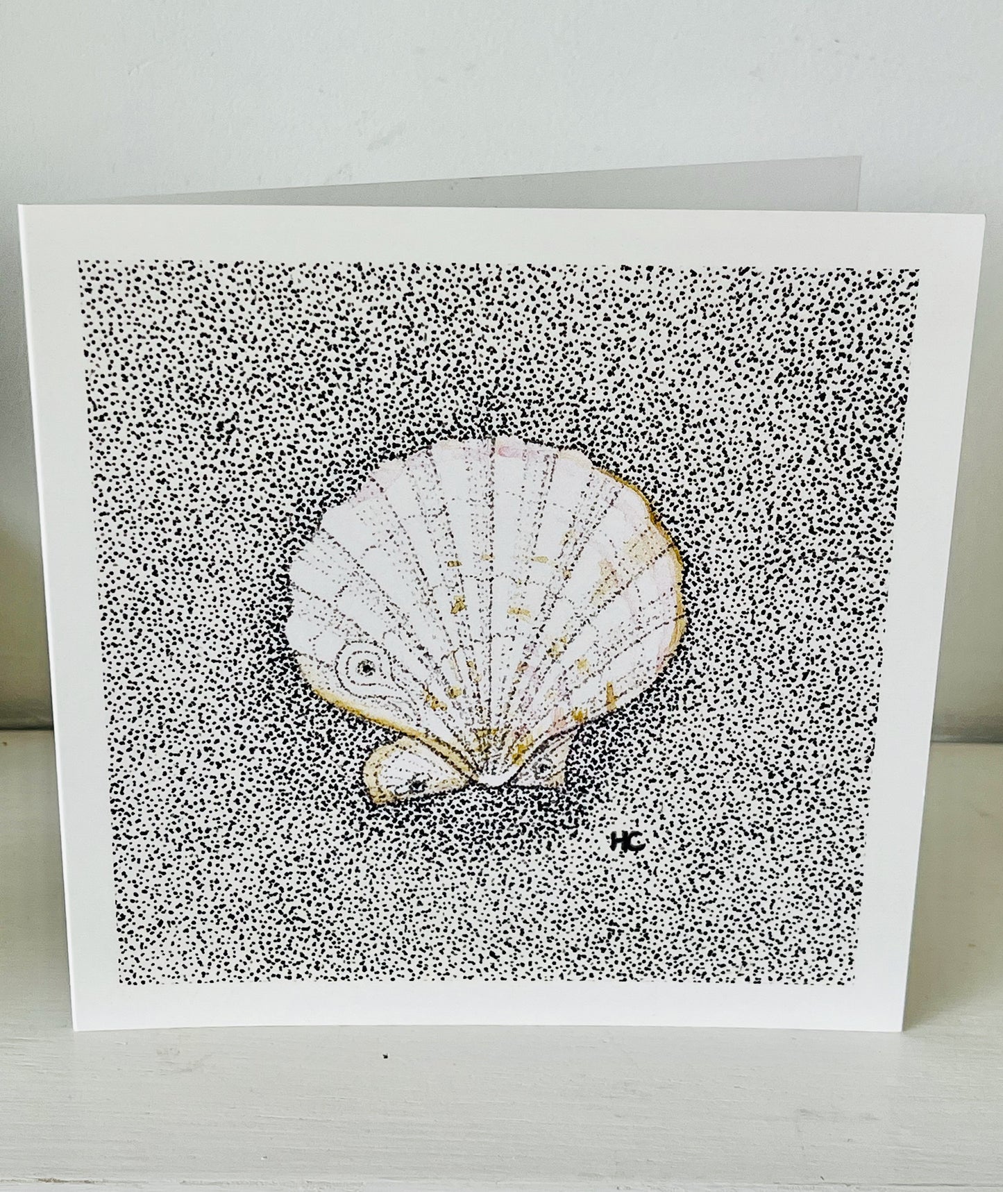 Dotty Shell Card