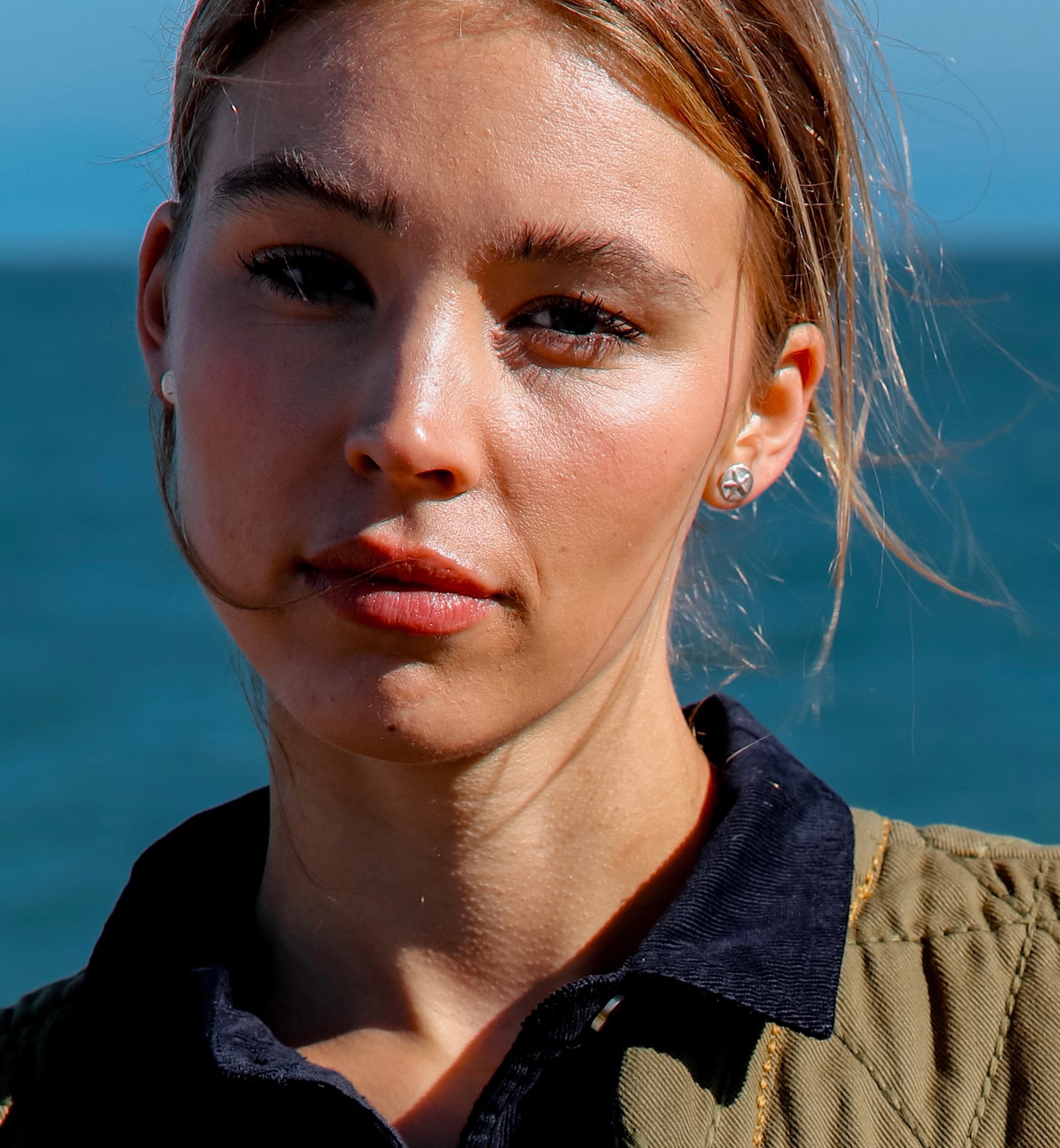 Starfish stud earings.