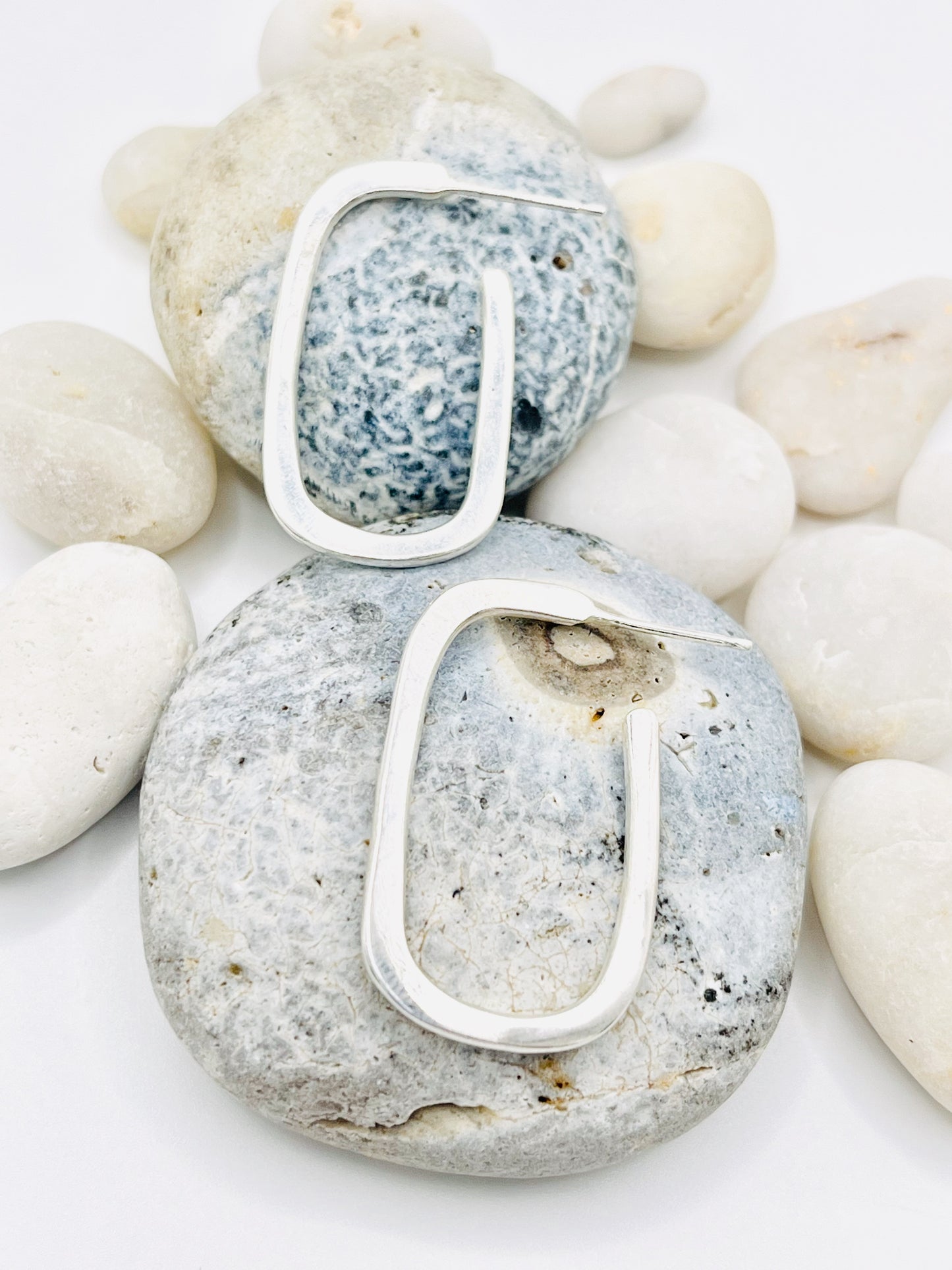 Rectangular hoops.