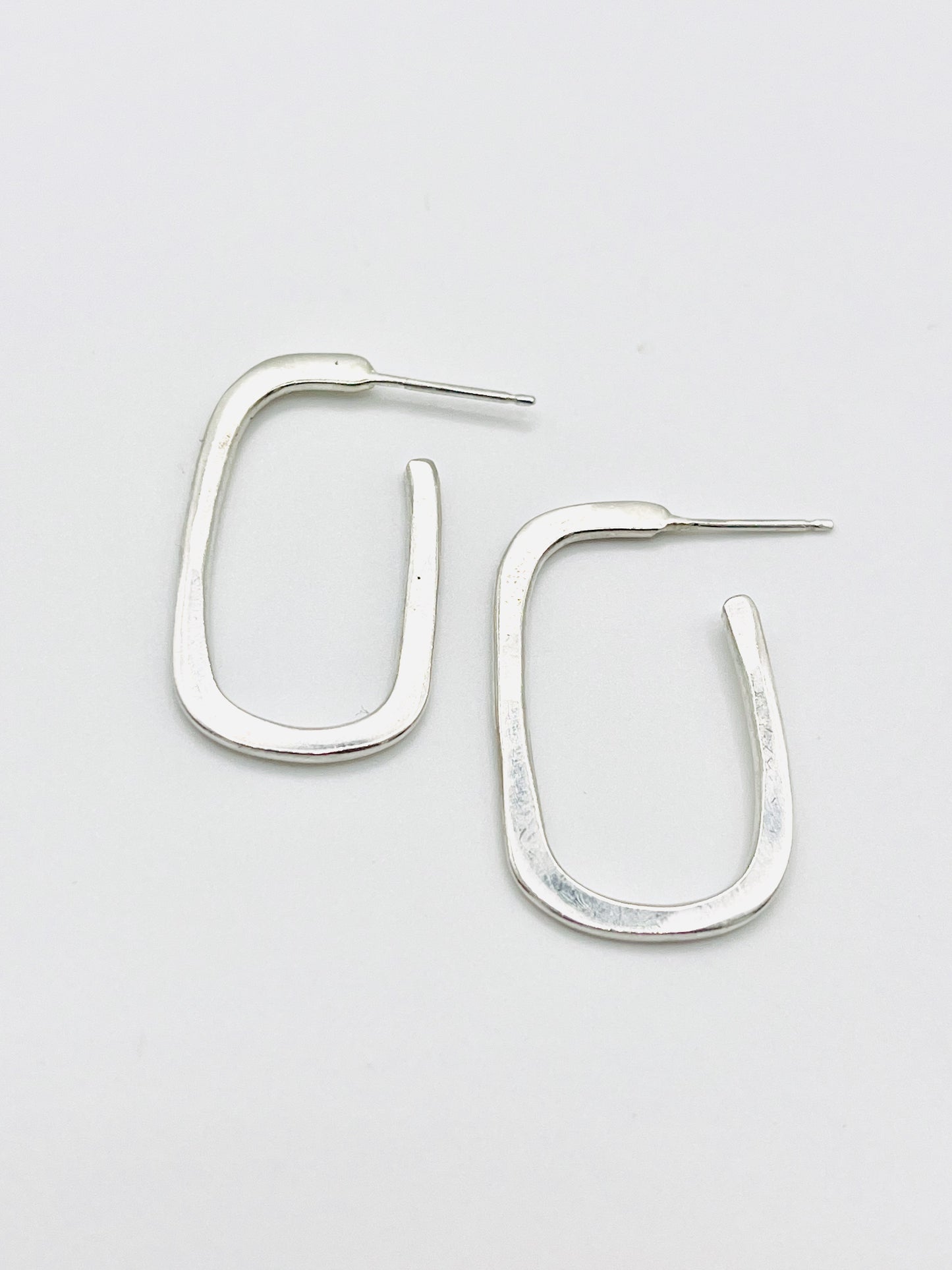 Rectangular hoops.